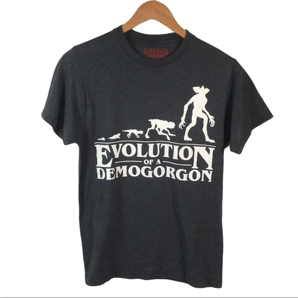 TS573 Netflix Stranger Things Evolution Shirt S